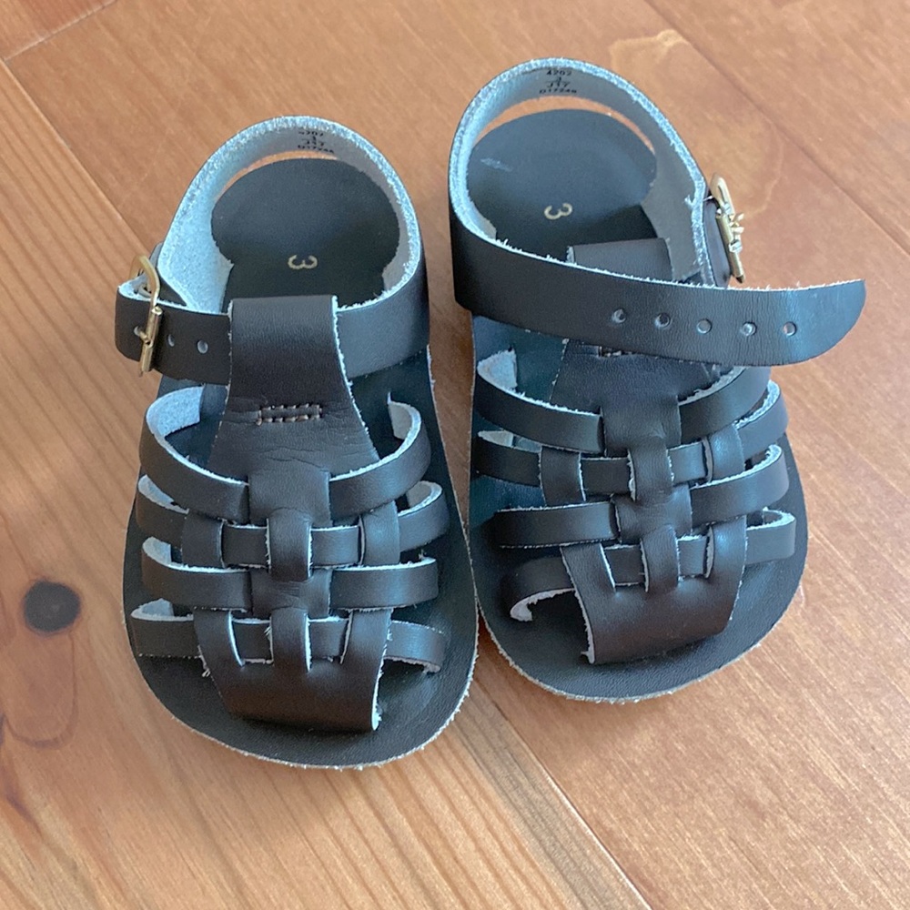 Dark brown Sun San sandals